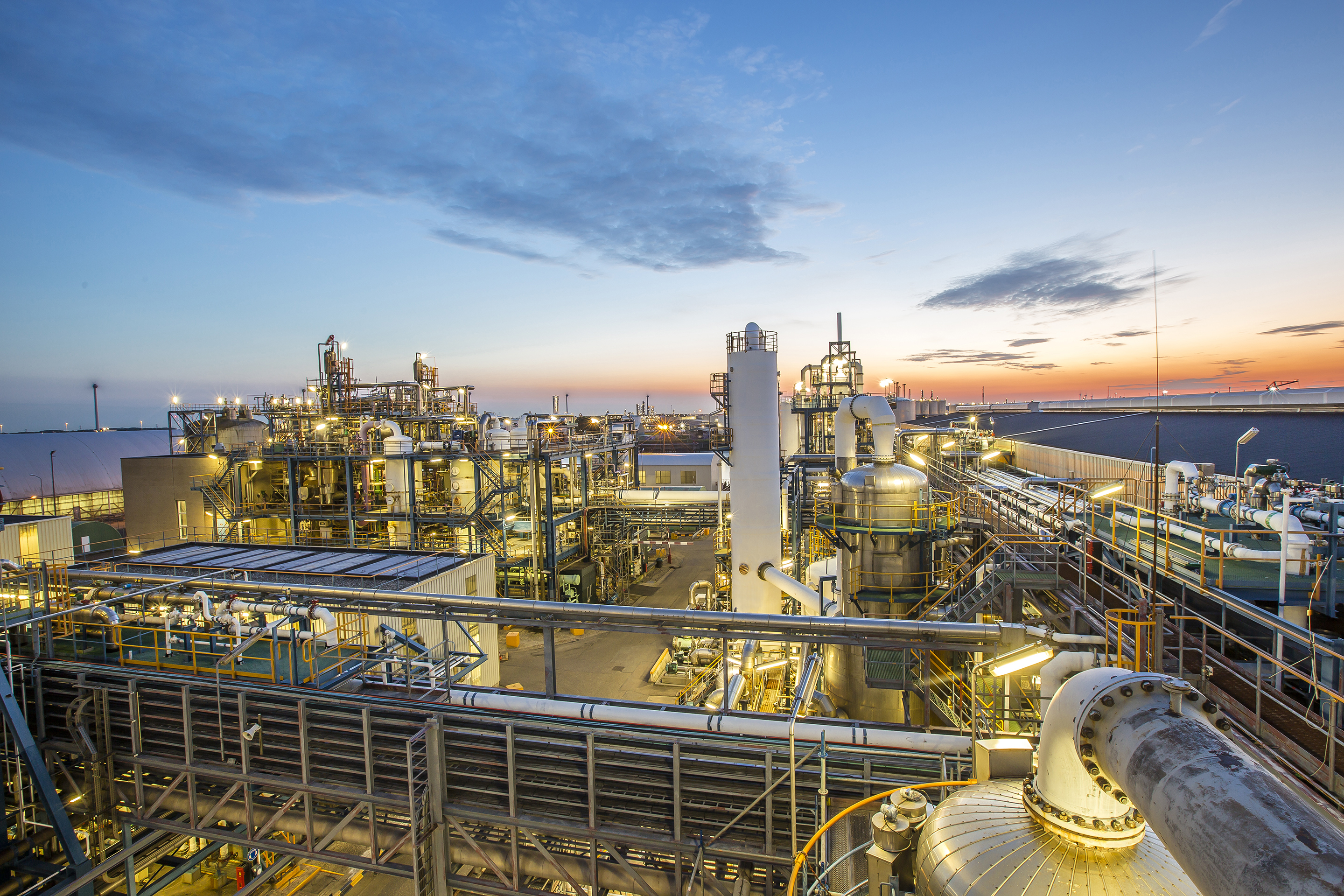 AkzoNobel Specialty Chemicals to upgrade Rotterdam chlor-alkali plant AkzoNobel Specialty Chemicals to upgrade Rotterdam chlor-alkali plant